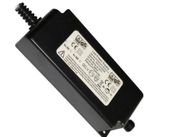 屋外の導かれた滑走路端燈の電源の充電器の変圧器IP68率、60ワット力