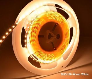 5mの長さの暖かい白SMD2835の適用範囲が広い導かれた滑走路端燈IP67 2400k、保証2年の