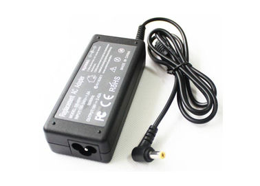 エイサーのノートのための19V 3.42AのラップトップACアダプターの充電器65W、耐火性にする材料