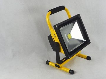 外側のための携帯用再充電可能な防水LEDの洪水ライト10W 20W 30W 50W