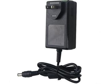 耐火性台紙12V力のアダプター12のボルト1.5A 2A 2.5A 3Aの電源のPCを囲んで下さい
