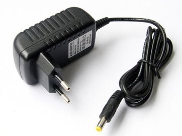 台紙1A 12v力のアダプター12wのEU/Au/私達/イギリスのプラグ、5.5*2.5mm Dcのコネクターを囲んで下さい