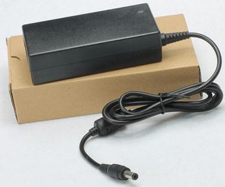12V 5A CCTVの電源、AC DCは電源の充電器を60ワットの変圧器導きました