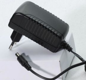 EU AC/DCの切換え力のアダプター12v 2a 2.5aはDcのコネクターをカスタマイズしました