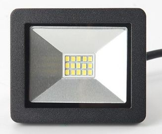 IP65 10w 700lmの競技場の緩和されたガラス、黒いアルミニウム ボディが付いている防水導かれた洪水ライト