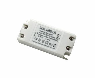 12W低電圧LED力のアダプター12vの一定した電圧LED電源への6W