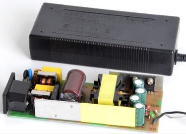 12v 8a 96ワット5.5*25mm DCのコネクターが付いているデスクトップ力のアダプターAC DC電源のアダプター