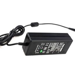 12V 5A 60ワットAC DC印が付いているUL SAAのCBのセリウムが付いている携帯用力のアダプター