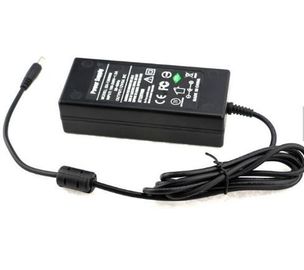 12V 5A 60ワットAC DC印が付いているUL SAAのCBのセリウムが付いている携帯用力のアダプター