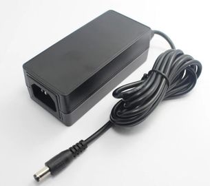 12V 5A 60WattのレベルVIの充電器、電池のパック、雌ジカのための12v力のアダプター印が付いているVI